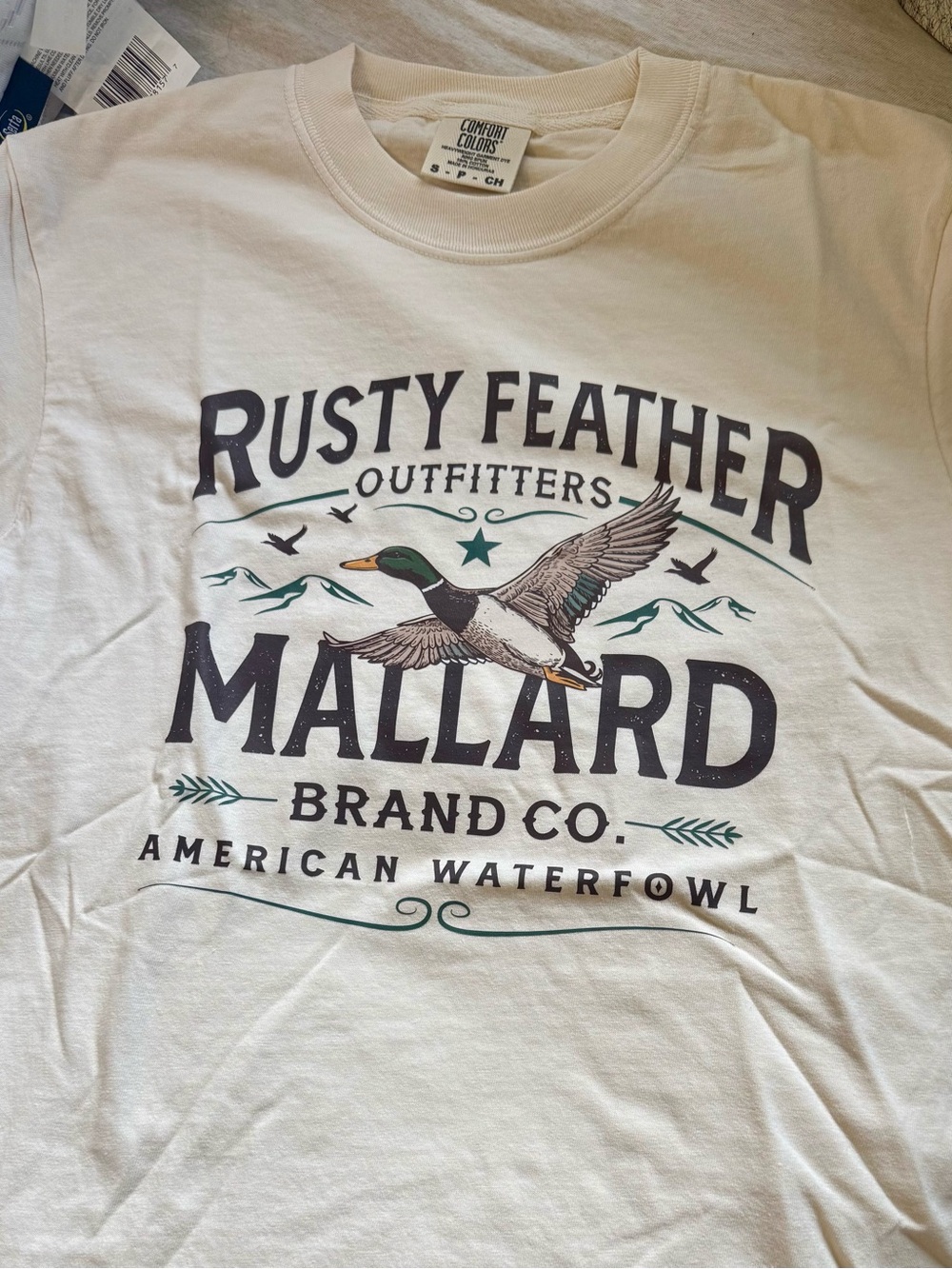 NWOT - Ivory Mallard Graphic Tee